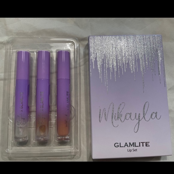 Glamlite Makeup Mikayla X Glamlite Lip Gloss Set Of 3 New In Box
